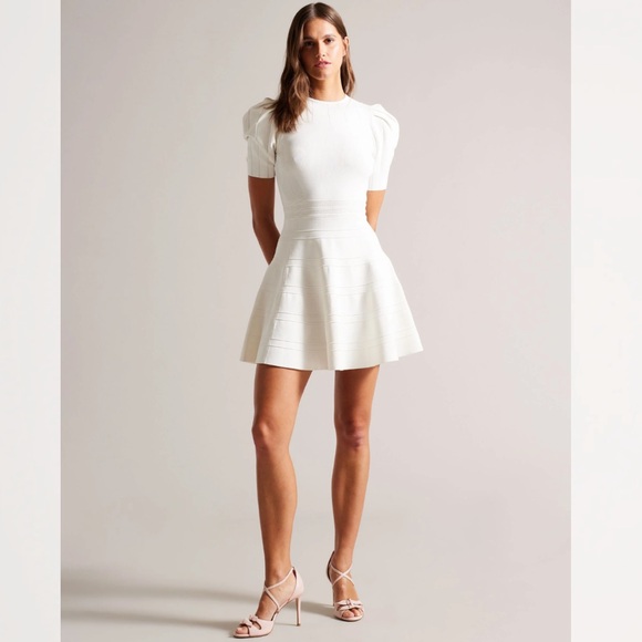 Ted Baker London Dresses & Skirts - NEW Ted Baker London Velvey ivory dress